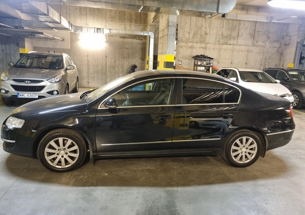 Volkswagen Passat cena 15900 przebieg: 216000, rok produkcji 2006 z Ząbki małe 92